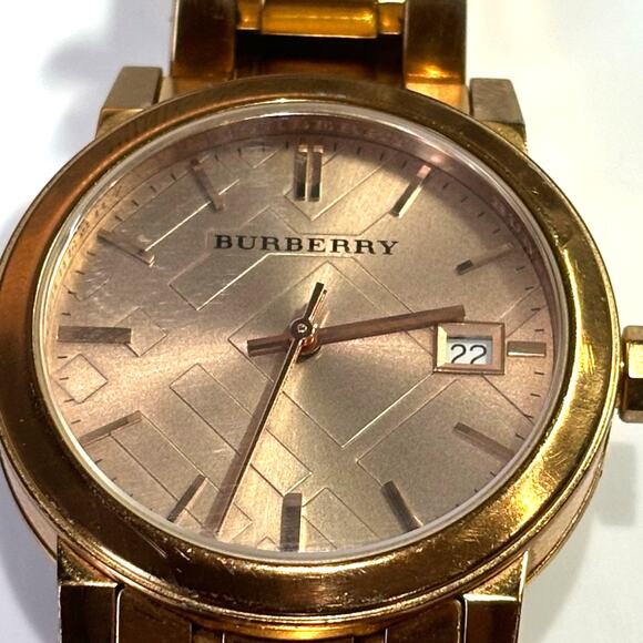 BURBERRY Unisex Rose Gold Classic Checked Analog Quartz 34mm Watch BU9135 - Picture 2 of 6